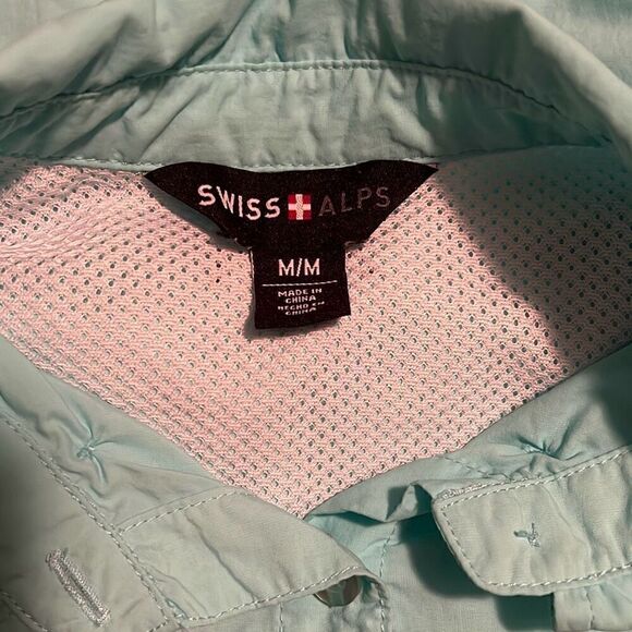 Swiss Alps Women's Blue Short Sleeve Button Down Fishing Shirt Size Medium - Picture 10 of 11